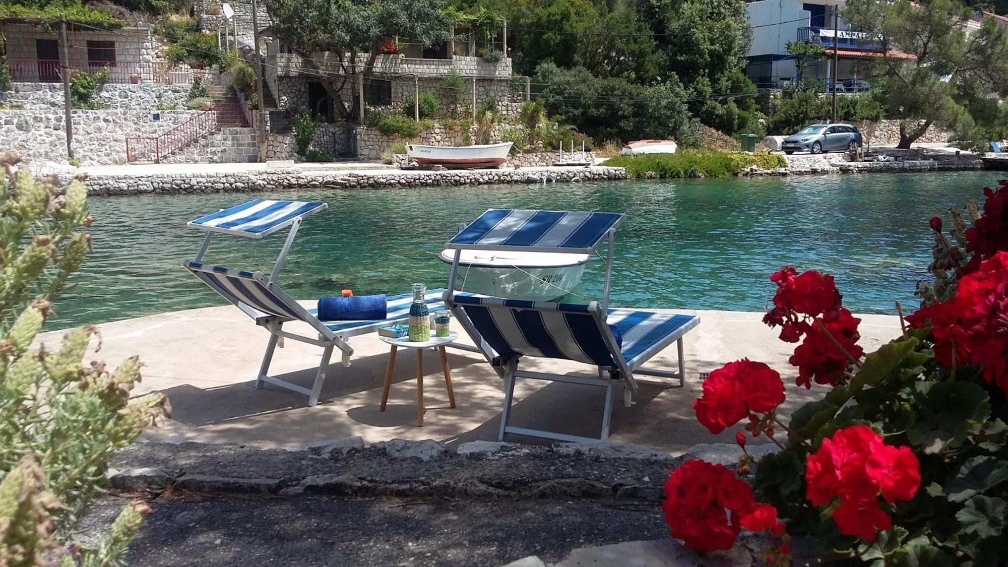 Apartment Nadine Mljet Mit Meerblick Okuklje Luaran gambar